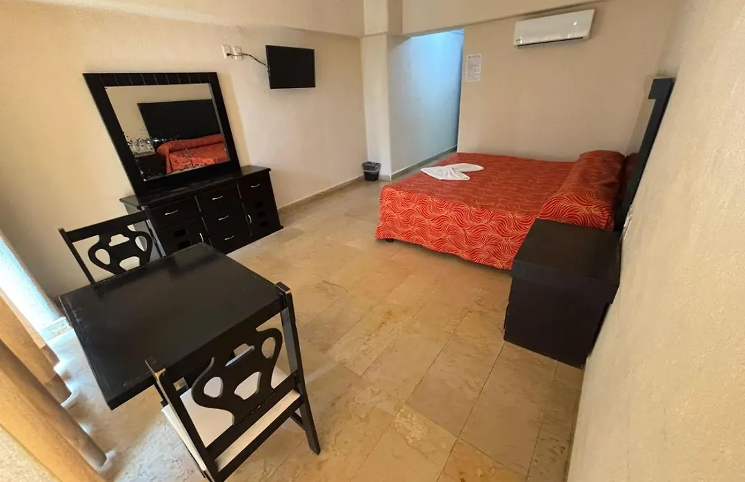 Hotel RRU Diamante-1